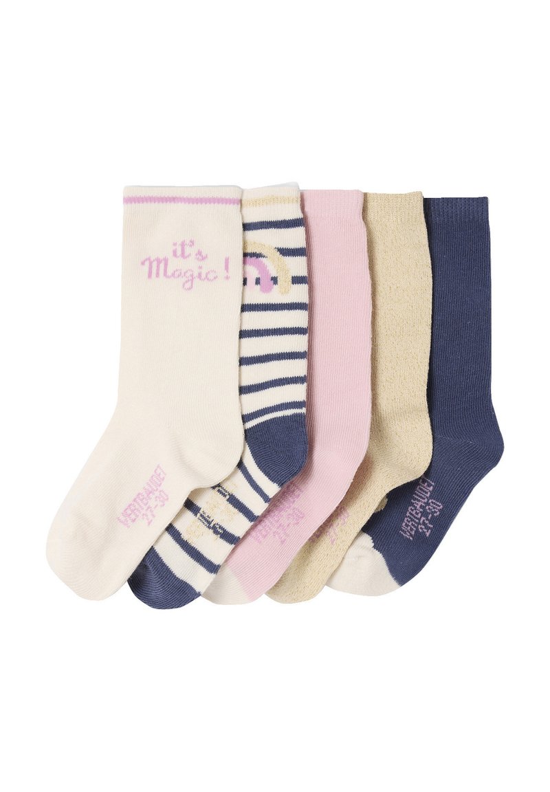 Fünf Paare von Kindersocken in Creme mit dem Text "Es ist Magie!", marineblau-weiß mit Regenbogenstreifen, in einfarbigem Rosa, beige und marineblau.
