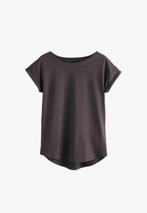 T-shirt à manches courtes gris foncé avec un col large, un ourlet arrondi et un tissu doux. Les manches retournées présentent un détail de couture subtil.