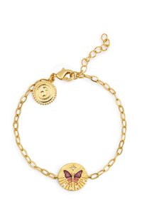 Bracciale in oro con ciondolo circolare dal design a forma di farfalla, decorato con cristalli e un motivo a stella, dotato di chiusura a moschettone.