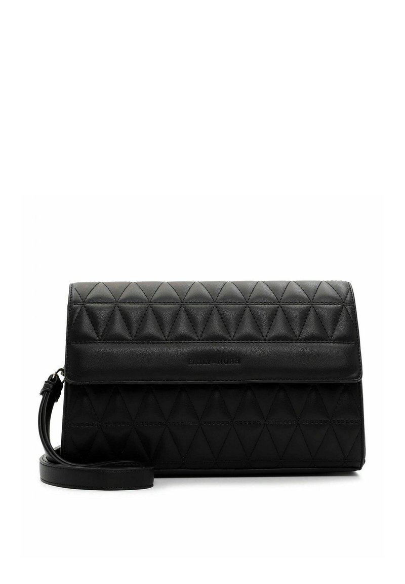 Borsa a tracolla nera in pelle con un motivo a diamante trapuntato, chiusura a patta e tracolla rimovibile. Texture morbida con branding minimalista.