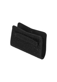 Schwarze Clutch mit einer strukturierten Oberfläche, verziert mit eingearbeiteten Perlen, einem offenen Design und einer separaten flachen Tasche auf der Vorderseite zur Aufbewahrung.