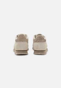 Woden YDUN - Sapatilhas - grau/beige