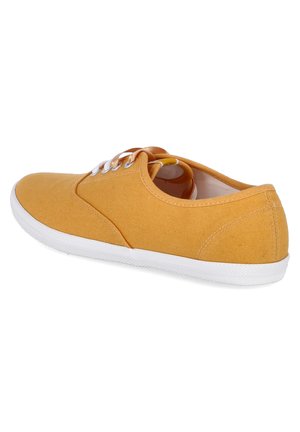 Sneakers - orange