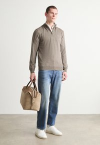 GANT HALF ZIP - Pulover - dark hazelnut melange