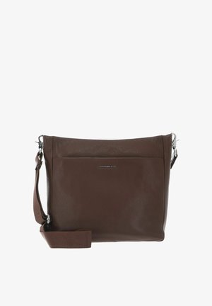 Braune Leder-Umhängetasche mit strukturierter Oberfläche, silberfarbener Hardware, verstellbarem Riemen und einer vorderen Einschubtasche.