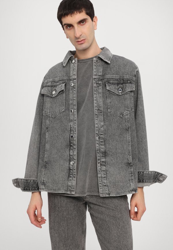 Denim jacket - concrete2