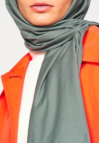 Even&Odd HIJAB - Lenço de cabeça - green