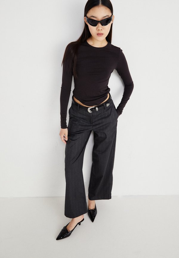 DYLAN SUITING TROUSERS - Trousers4