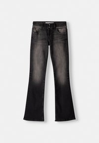 Černé džíny s rozšířenými nohavicemi a vybledlým efektem. Mají klasický design s pěti kapsami, zapínání na knoflík a zip a jemné šití jako doplněk.