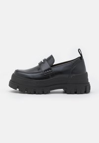 Valgt, black