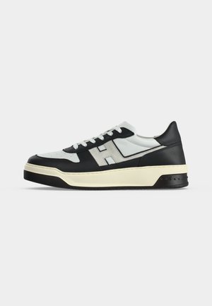 HOGAN, Baskets basses - white/black