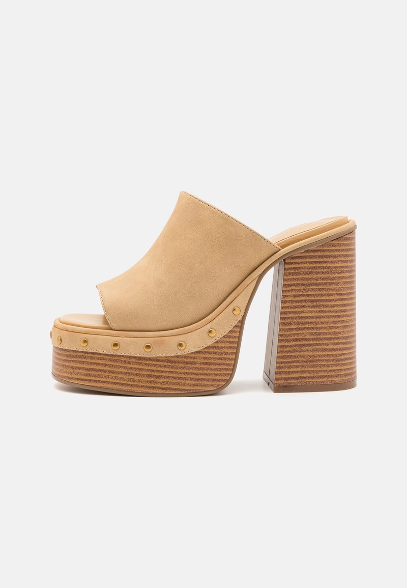 Sinead Gorey Clogs - sand