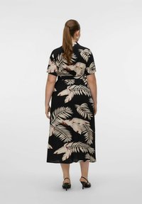 Vero Moda Curve Skjortekjole - black