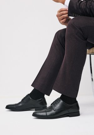 Next, REGULAR FIT - DERBY TOE CAP - Derbies & Richelieus - black