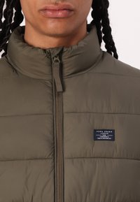 Pepe Jeans PUFFER - Vest - military green