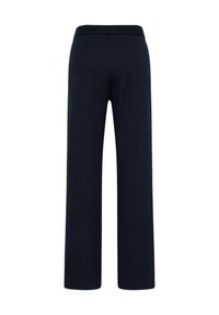 Marineblaue Nadelstreifen-Hosen mit weitem Bein und elastischem Bund, gerader Schnitt, von hinten vor weißem Hintergrund gezeigt.