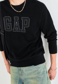 GAP Maglione - black