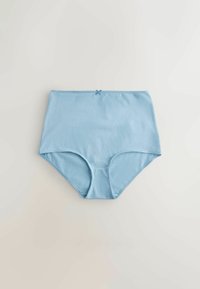 Lichtblauwe damesonderbroek van katoen met hoge taille en een klein strikje in het midden van de tailleband, plat neergelegd op een neutrale achtergrond.