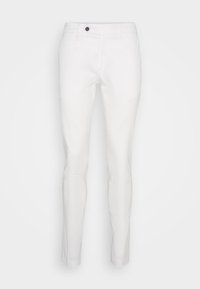 Pantaloni bianchi in cotone con vestibilità slim, dotati di chiusura frontale con bottone, passanti per cintura e design a cinque tasche. Texture liscia, senza motivi.