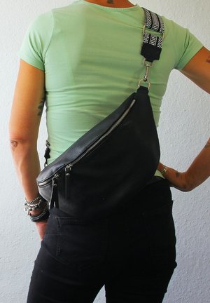 DrachenLeder Cross body bag - schwarz