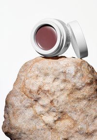Thumbnail Image 9