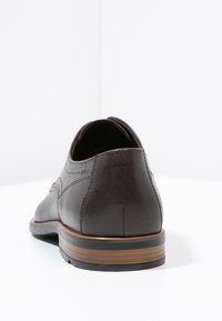 Lloyd Derbies & Richelieus - anthracite