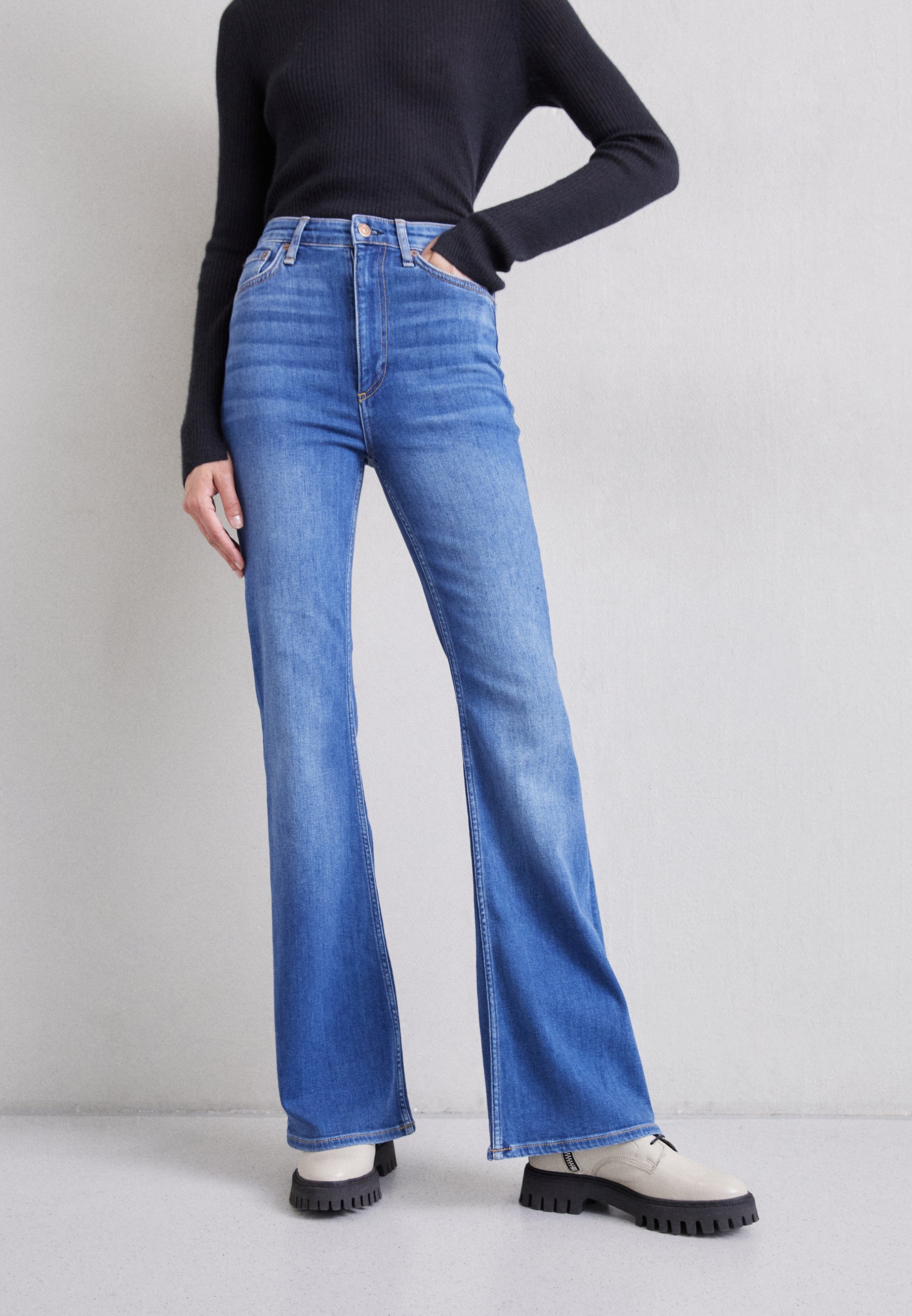 rag & bone CASEY HIGH RISE - Flared Jeans - selina/blue denim 
