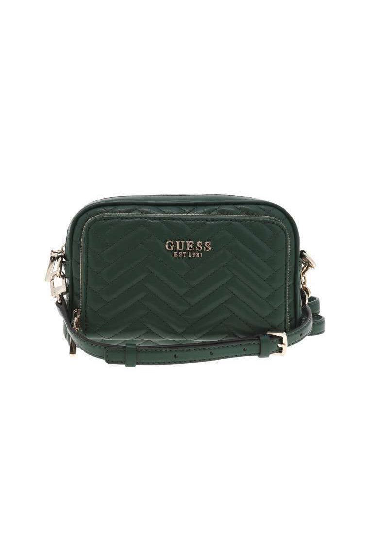 Sac bandoulière matelassé vert avec quincaillerie dorée et logo embossé. Doté d'une sangle réglable et d'une fermeture éclair, de forme rectangulaire.