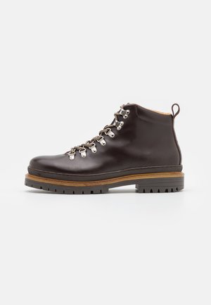LEATHER - Suvarstomi aulinukai - brown