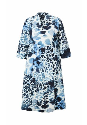 Abito stampato floreale in tonalità di blu e navy, con scollatura a V, maniche a tre quarti e una silhouette ampia a A.