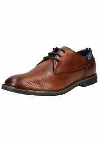 Scarpe in pelle marrone con design perforato, punta rotonda, lacci neri e suola in gomma. Un'etichetta di accento sul lato presenta il nome del brand.
