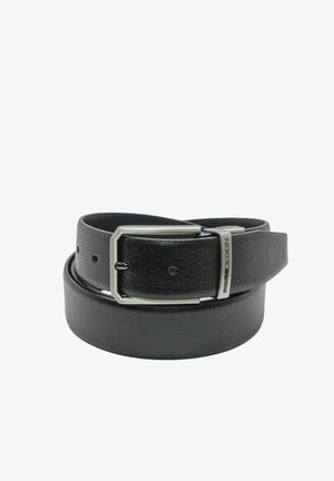 Cintura nera in pelle con finitura testurizzata, caratterizzata da una fibbia in metallo argentato e un dettaglio di branding. Design classico con fori di regolazione multipli.