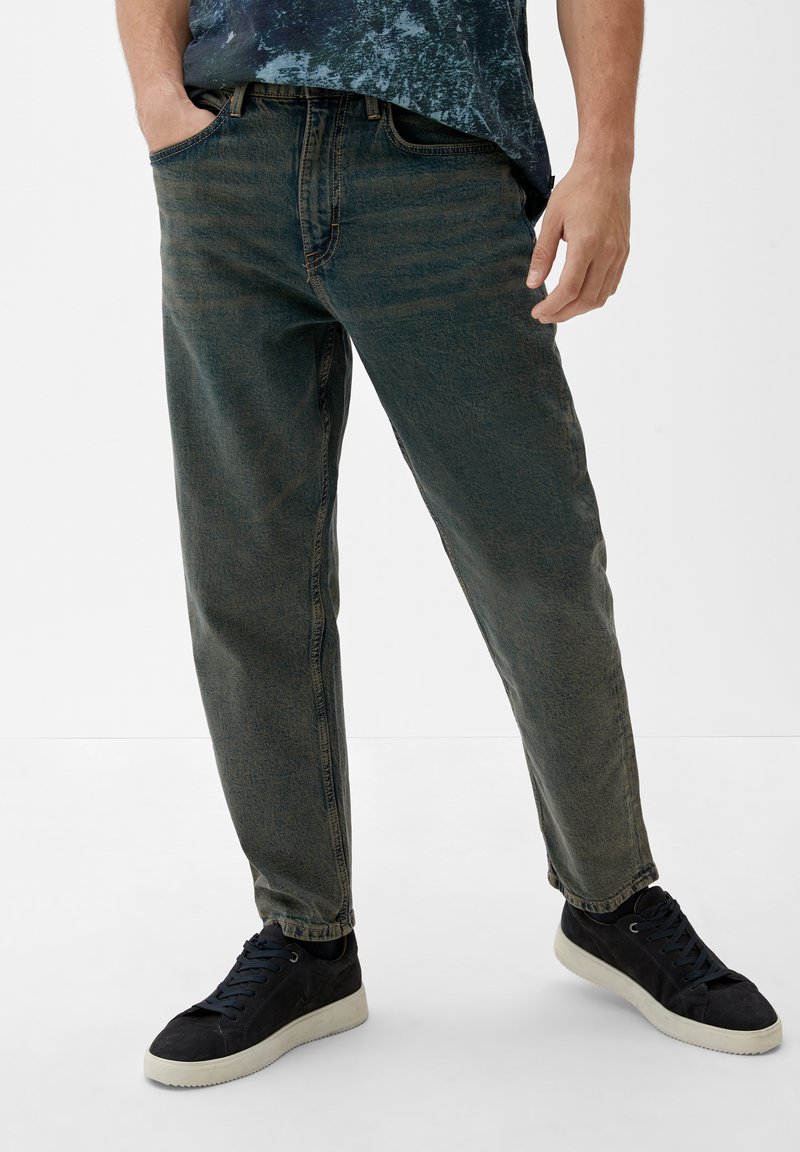 QS Relaxed fit jeans - azurblau