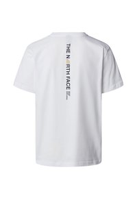 Hvid bomulds T-shirt med korte ærmer. Har vertikal logo-design på ryggen i sort og guld, med teksten "THE NORTH FACE".