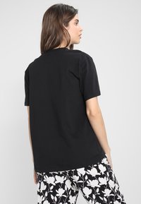 Calvin Klein Underwear COMFORT  - Maglia del pigiama - black/white