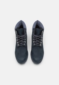 Timberland Nööritavad poolsaapad - navy