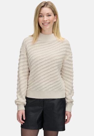 MIT STRUKTUR - Pullover - cream