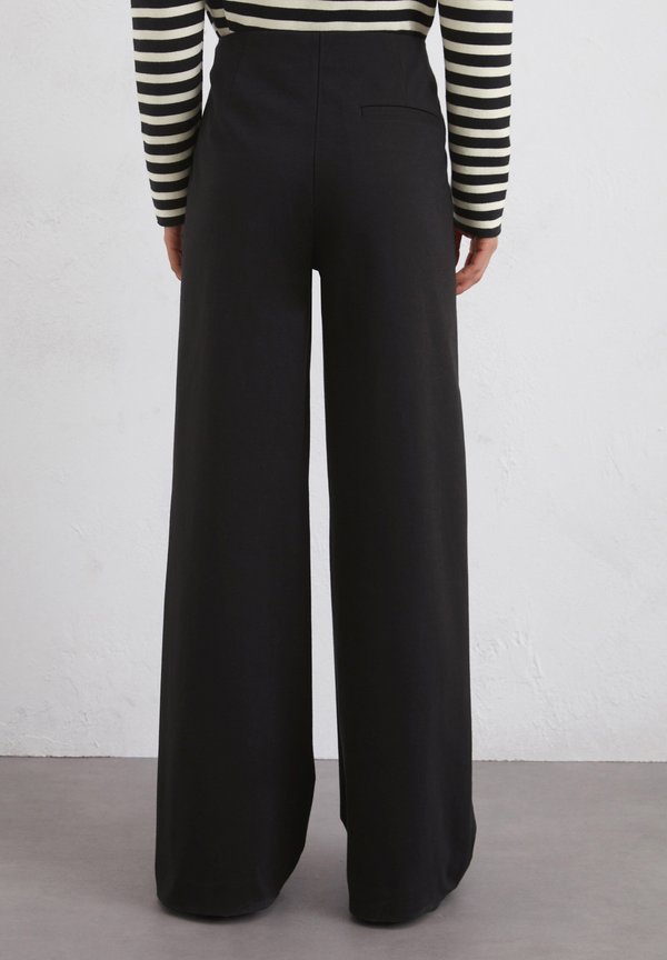 WIDE FITTED AT WAIST WITH DARTS - Trousers2