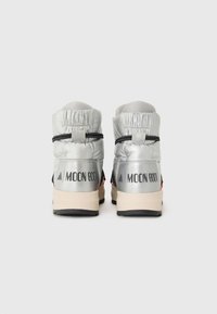 adidas Sportswear ACE UNISEX - Fjellsko - matte silver-coloured/core black/lucid red