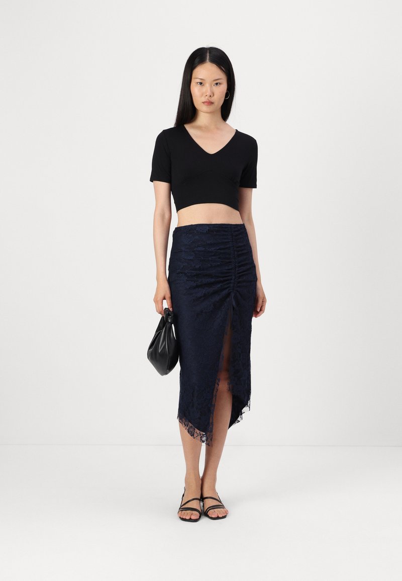 WAL G. CRISSY BACKLESS SHORT SLEEVE - Print T-shirt - black - Zalando.ie