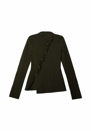 Top de manga larga color verde oliva con volante en el frente, corte asimétrico y detalles de botones en el escote y el lateral. Textura de tela suave.