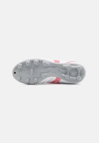 Mizuno MONARCIDA NEO III SELECT JR UNISEX - Fodboldstøvler til fast underlag - white/radiant red