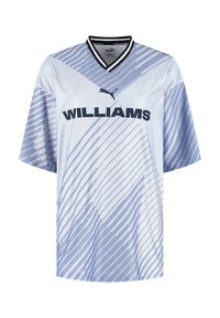 Jasnoniebieski t-shirt z krótkim rękawem w kształcie litery V, z ukośnym wzorem w ciemniejszym niebieskim kolorze i napisem "WILLIAMS" w pogrubionej czcionce.