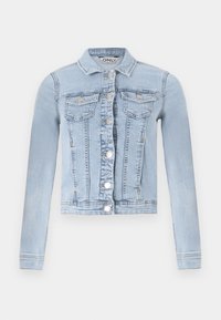 Ljusblå denimjacka med långa ärmar, framknäppning och två bröstfickor. Har en klassisk krage och en blek textur.