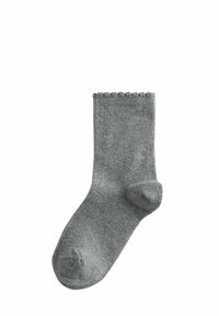 Graue Baumwollsocke mit geripptem Muster und gewelltem Abschluß, mit einer glatten Oberfläche und einem abgerundeten Zehendesign.