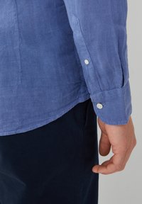 Hackett London GARMENT DYE  - Camicia - blue
