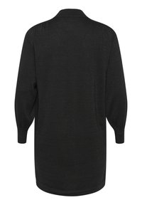 Svart långärmad plagg med avslappnad passform, tillverkat av ett texturerat, lätt glänsande material. Har krage och draperade ärmar.