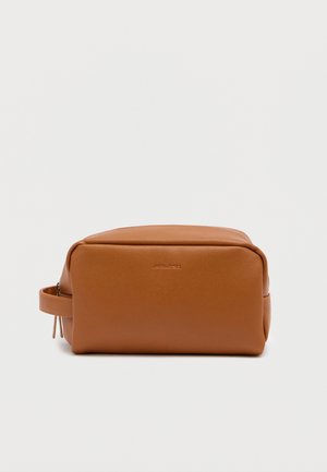 JACTATUM - Toiletti-/meikkilaukku - cognac