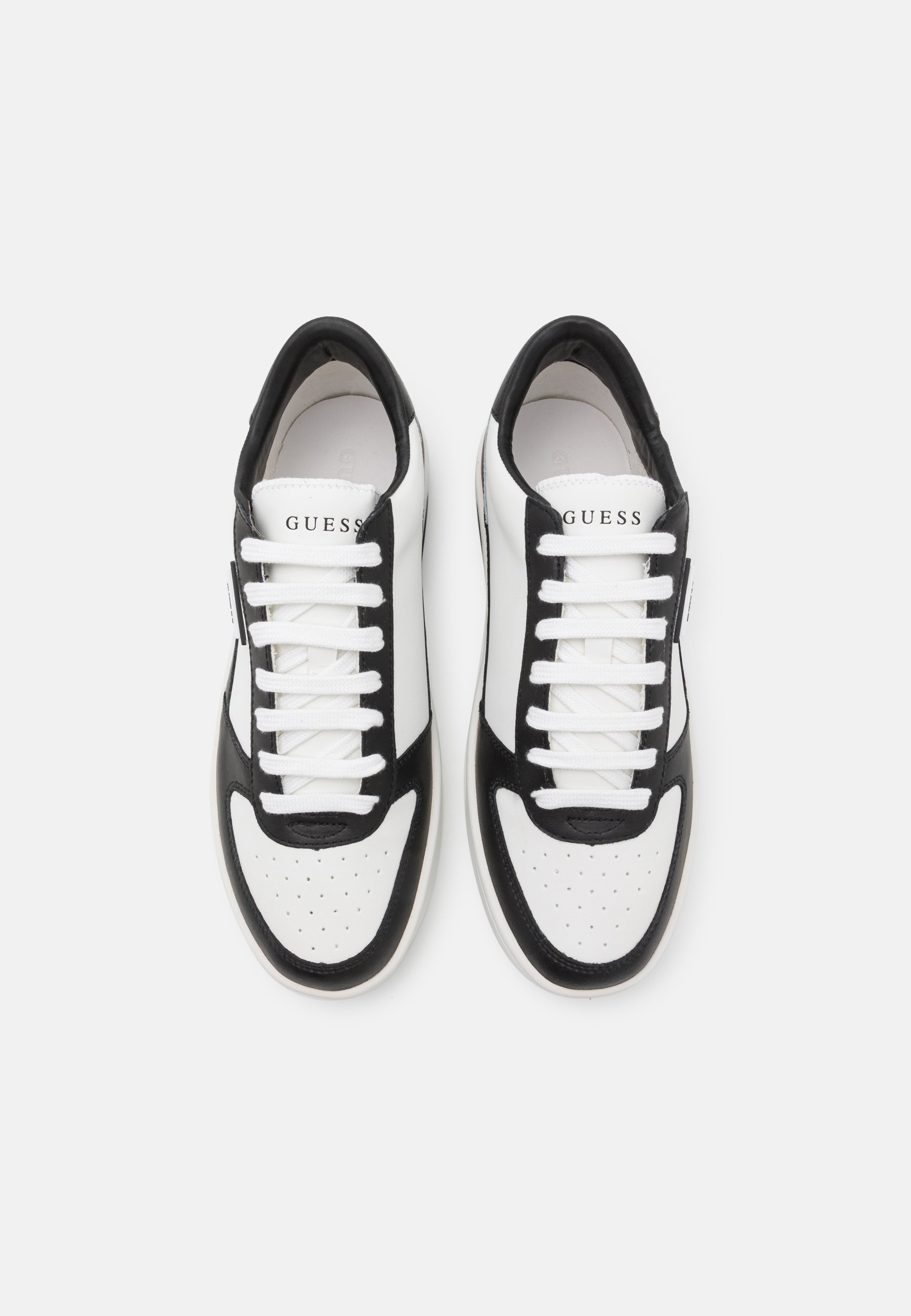 GUESS Herren Silea Sneaker Aus Leder – Mit Seitlichem Logo, Runder Spitze, Schnürung