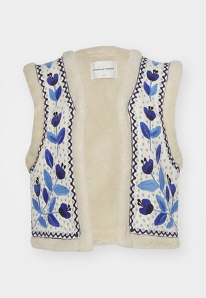 Fleece vest met geborduurde bloemenpatronen in blauw en paars, crème achtergrond, ontwerp met open voorkant en geschulpte randen.